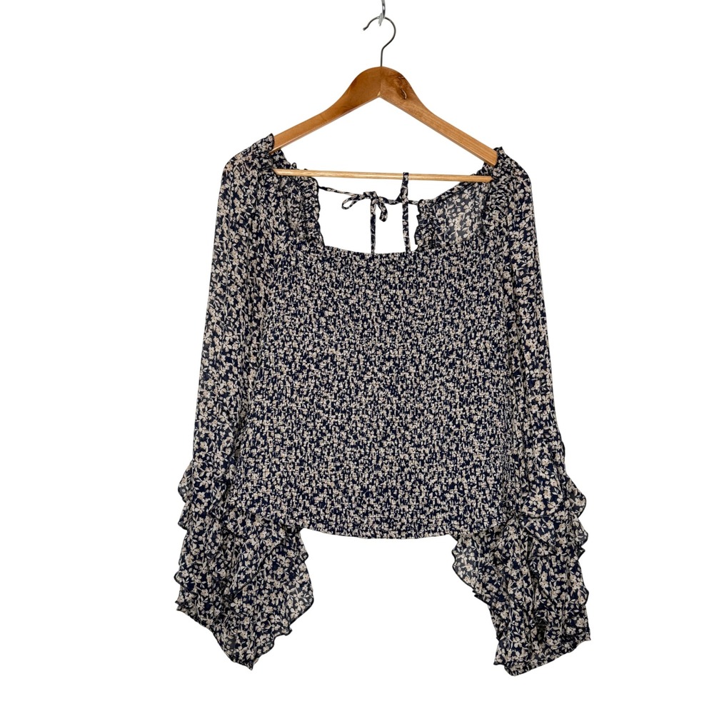 Torrid Womens 3X Peasant Top Ditsy Floral Smocked Blouse Tiered Bell‎ Sleeve